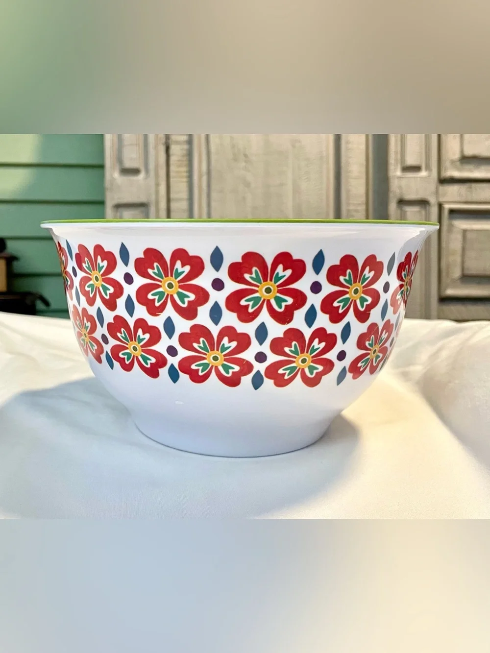 The Pioneer Woman Melamine Floral Pattern Mixing/Serving Bowl- MCM Kitchen Style
